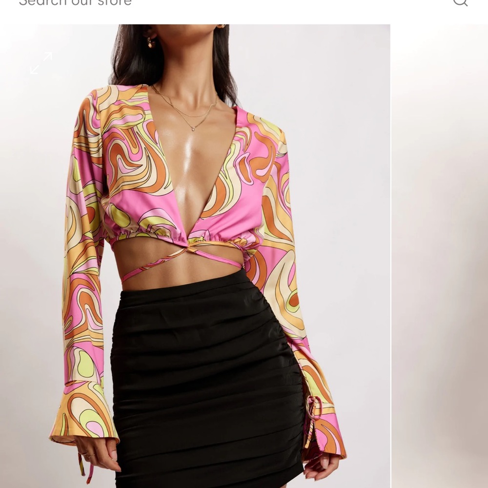 RHEANNA Wrap Around Cropped Shirt - Psychedelic Print